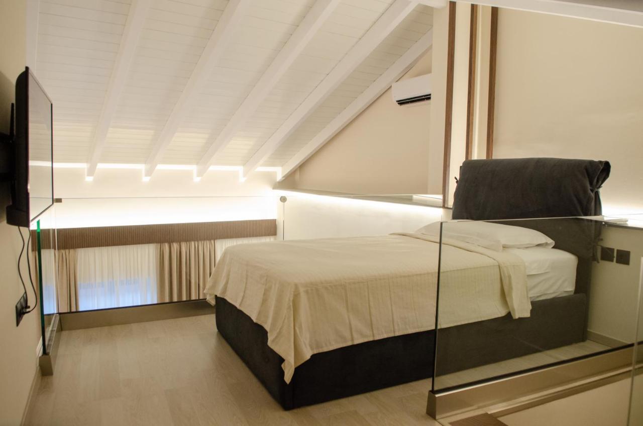 Leone Suites Nafpaktos Buitenkant foto