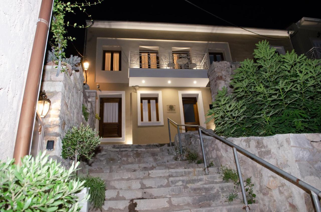 Leone Suites Nafpaktos Buitenkant foto